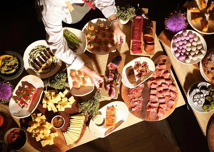 Auli Luxury Retreat - Adults Only