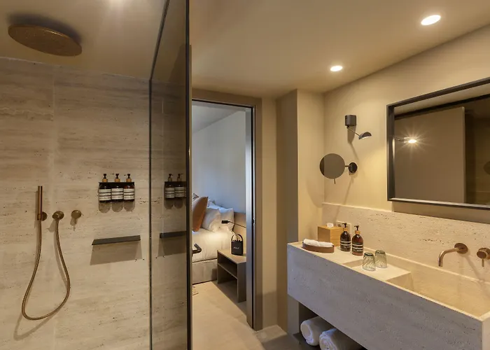 Auli Luxury Retreat - Adults Only Hotel 5*