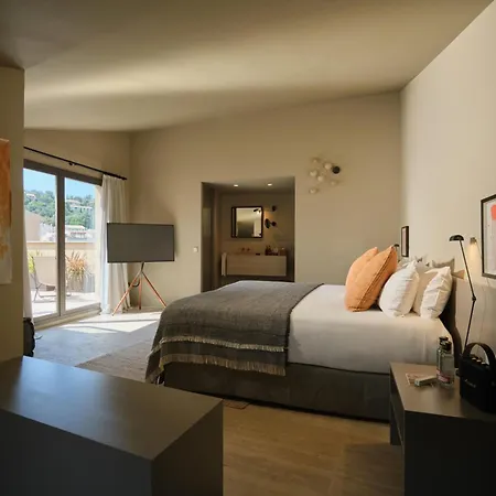 Hotel Auli Luxury Retreat (adults Only) 5*