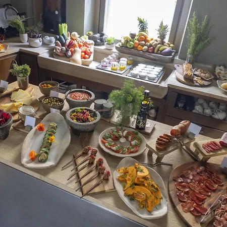 Auli Luxury Retreat - Adults Only 5* بويينسا