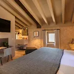 מלון Auli Luxury Retreat (adults Only)