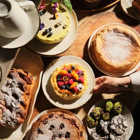 Auli Luxury Retreat - Adults Only Hotel