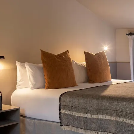 Auli Luxury Retreat - Adults Only