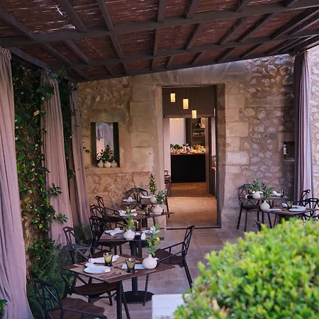 Auli Luxury Retreat - Adults Only Hotel