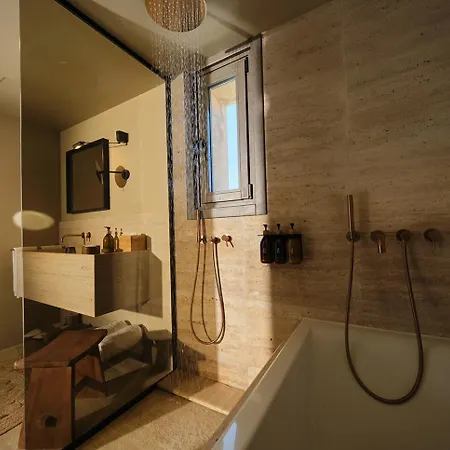 Auli Luxury Retreat - Adults Only